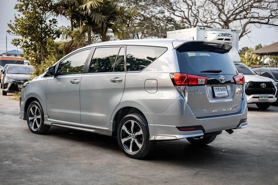 2021 Toyota Innova II 3