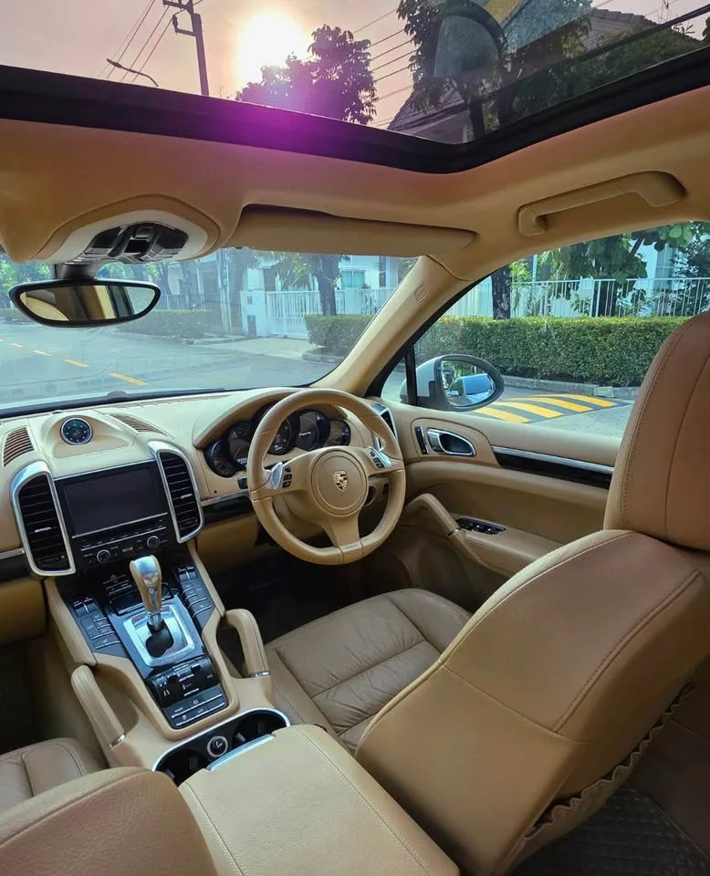 2011 Porsche Cayenne II 3