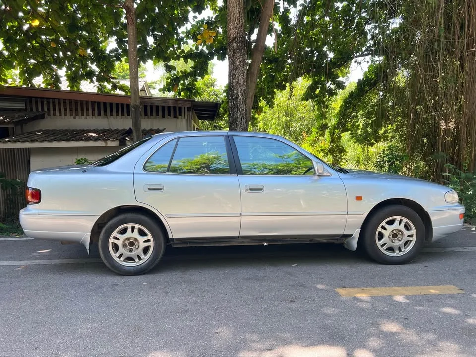 1996 Toyota Camry III (XV10) 2