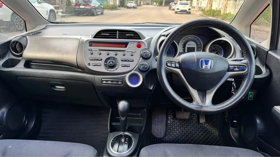 2014 Honda Jazz II 3