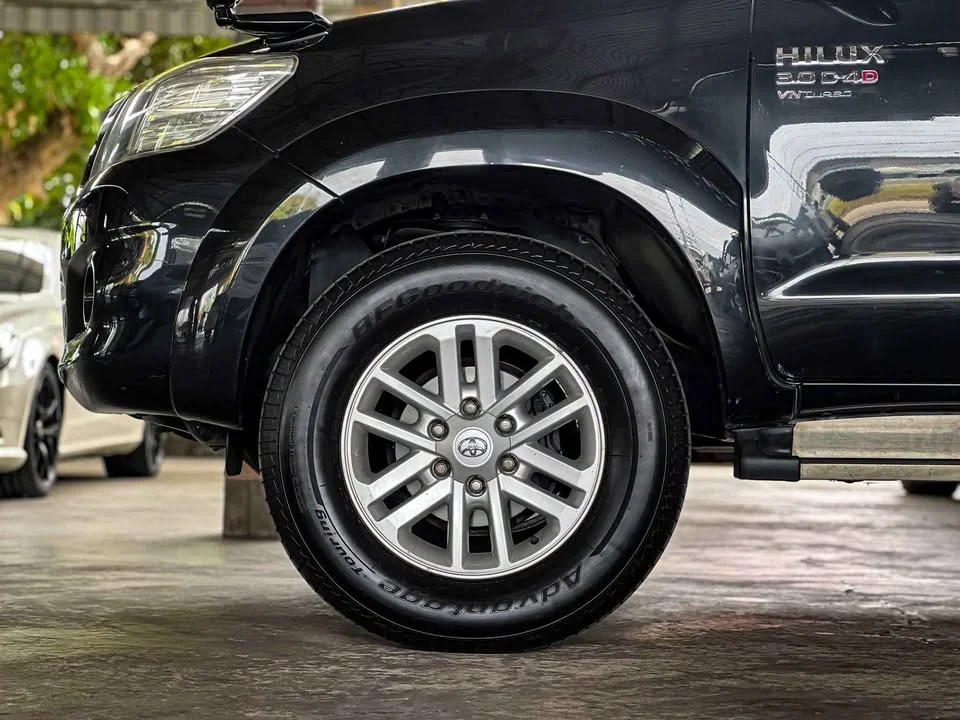 2013 Toyota Hilux VII 3