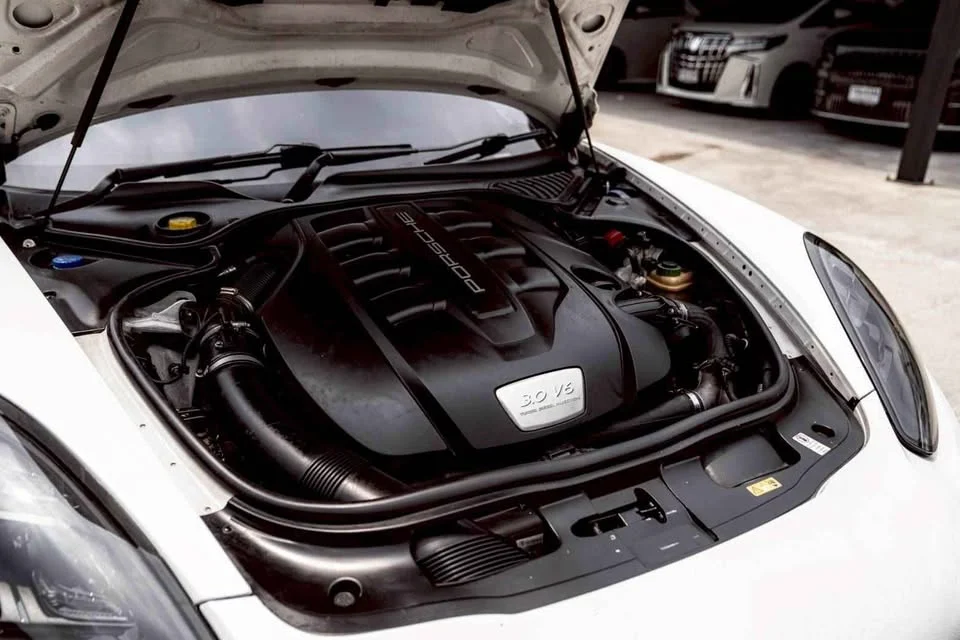 2012 Porsche Panamera I 2