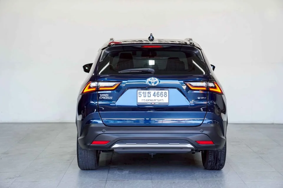 2024 Toyota Yaris Cross AC200 3