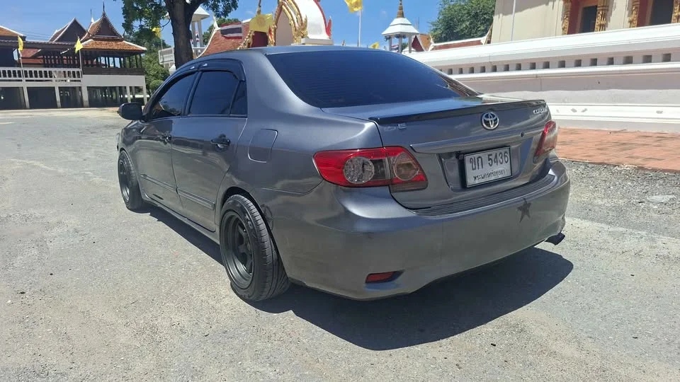 2009 Toyota Corolla Altis X (E140) 3