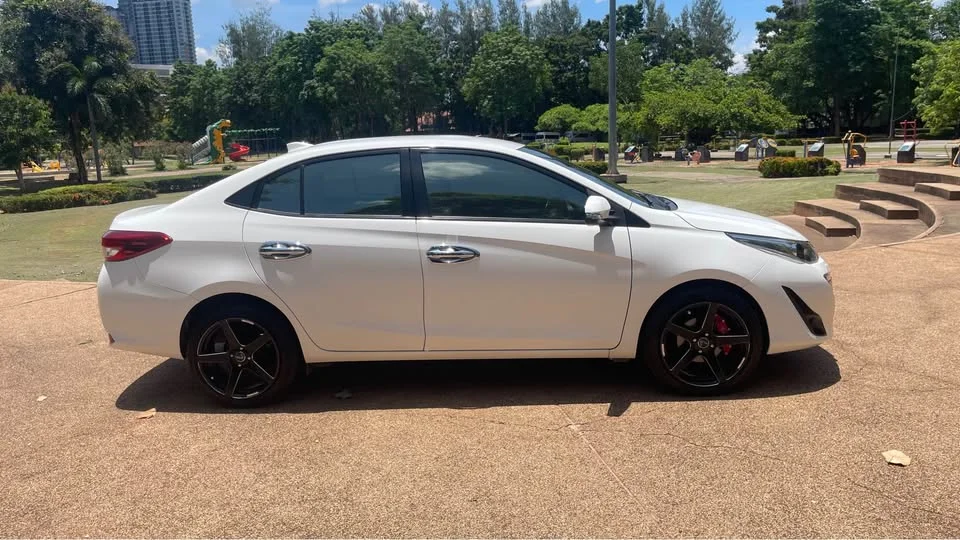 2018 Toyota Yaris ATIV III 2