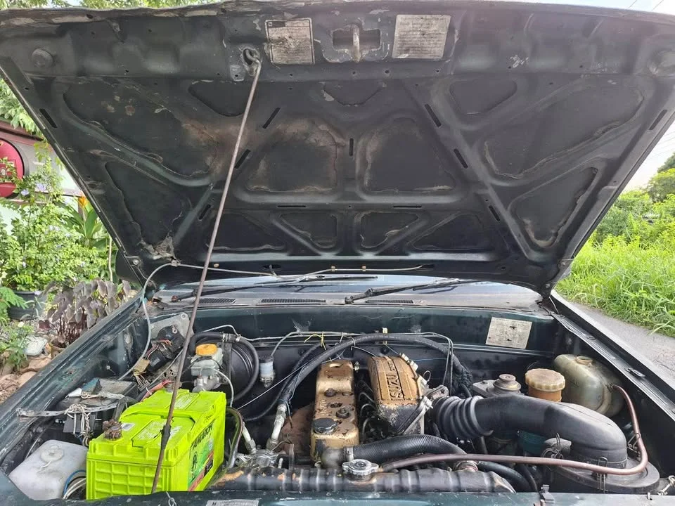 1992 Isuzu TFR III 3
