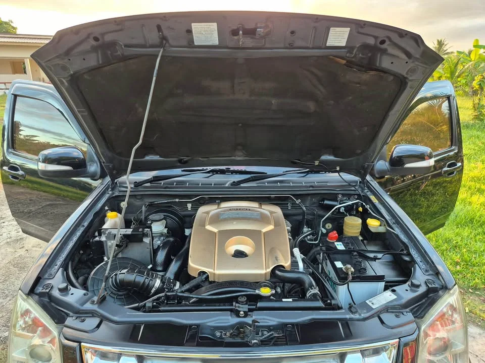 2008 Isuzu D-Max I 3