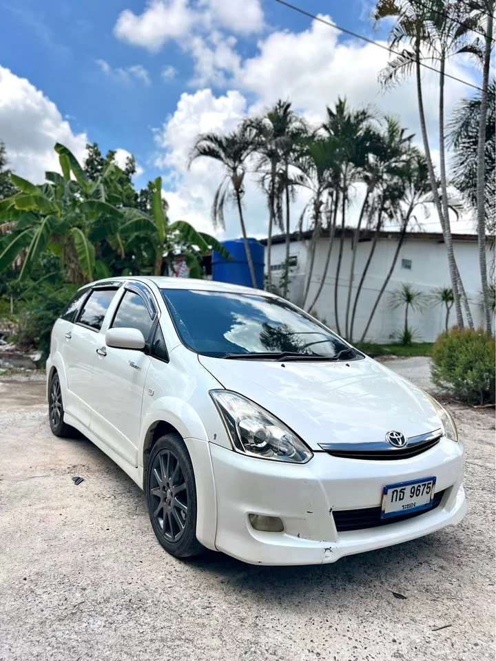 2008 Toyota Wish I 2