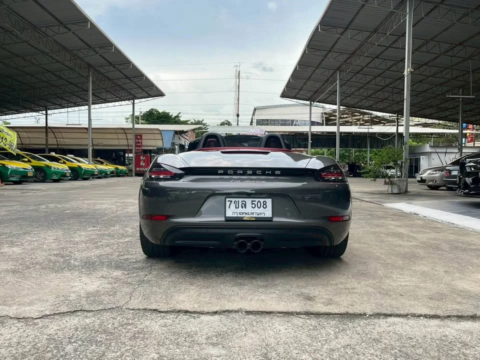 2018 Porsche 718 Boxster and Cayman IV 2