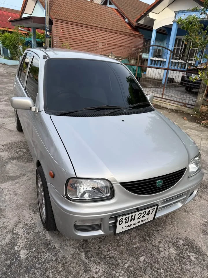 2010 Daihatsu Mira L500 2
