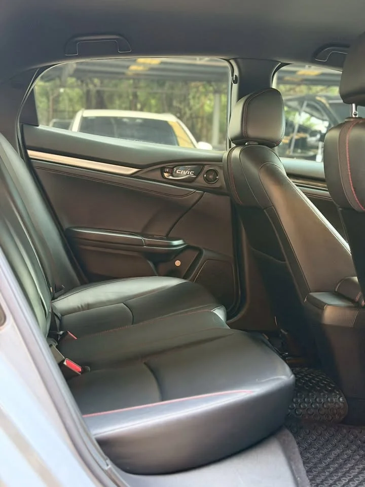 2019 Honda Civic X 3