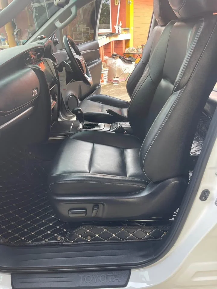 2023 Toyota Fortuner II 3