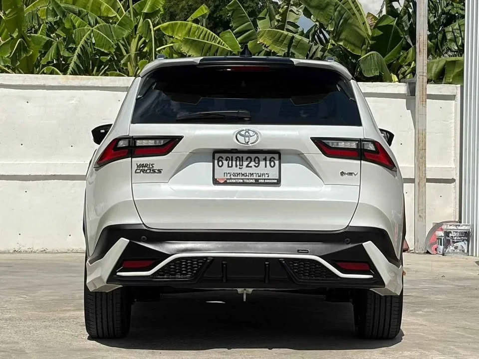 2024 Toyota Yaris Cross AC200 2