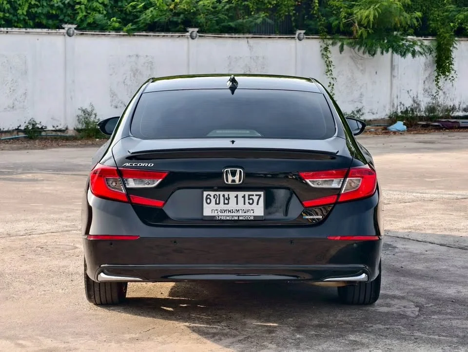 2019 Honda Accord X 3