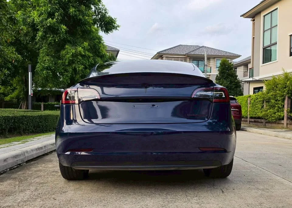 2022 Tesla Model 3 2