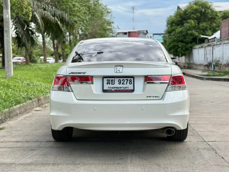 2012 Honda Accord VIII 2