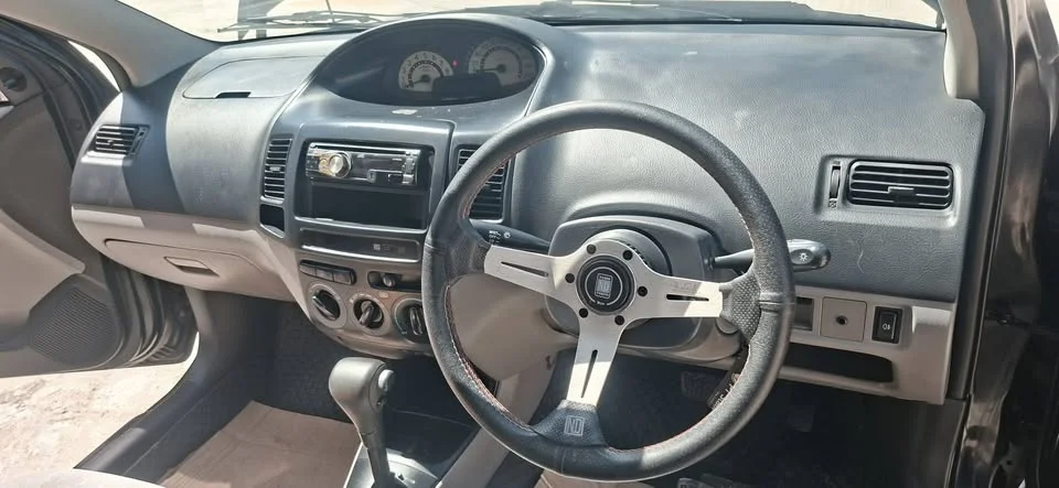 2004 Toyota Vios I 2