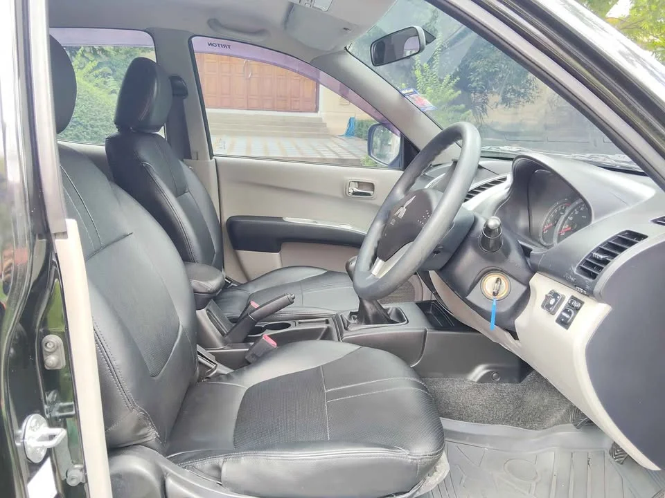 2012 Mitsubishi Triton IV 3