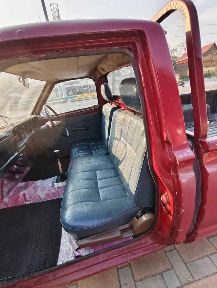 1976 Isuzu Faster KB II 2