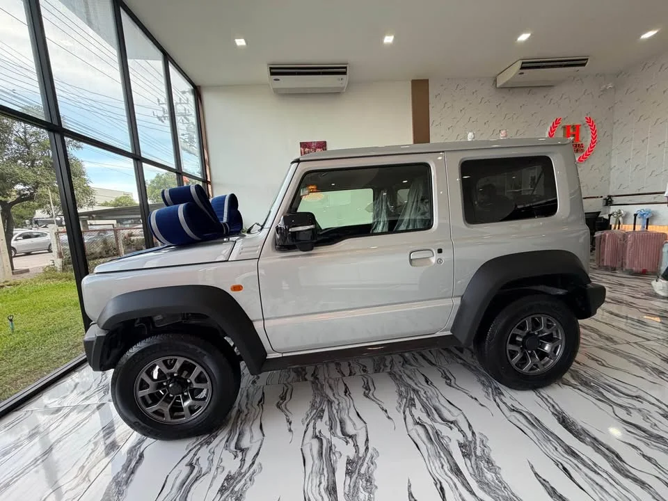 2025 Suzuki Jimny IV 2