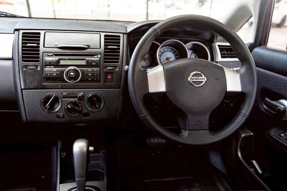 2006 Nissan Tiida I (C11) 3