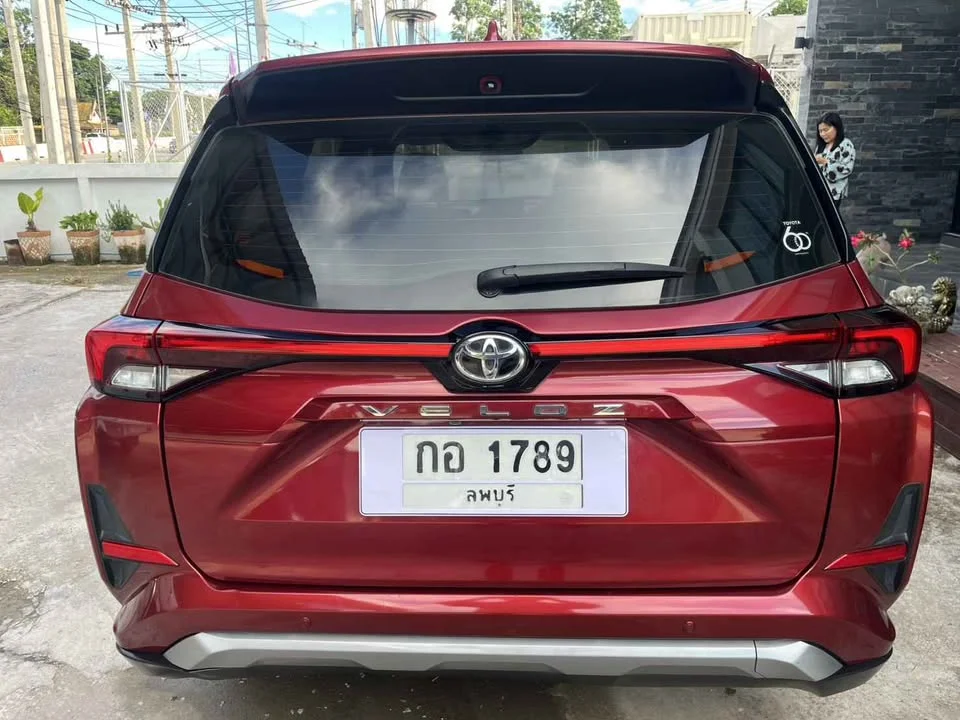 2023 Toyota Veloz III 3