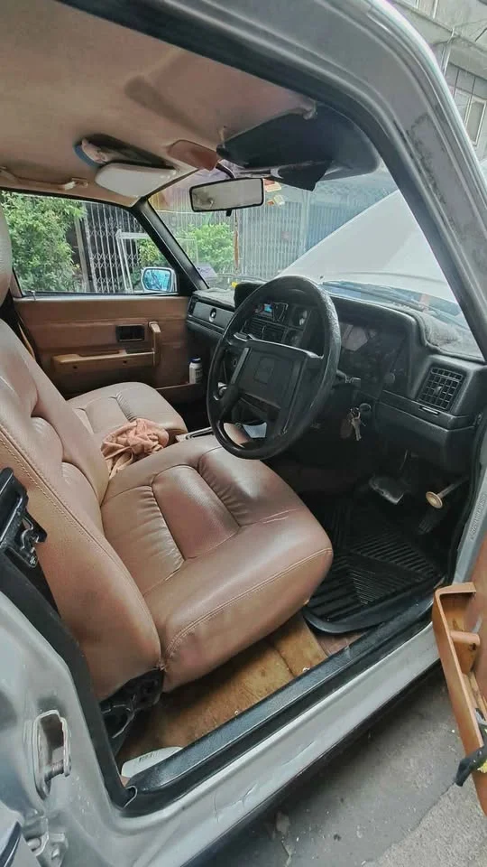 Volvo 200 Series 3