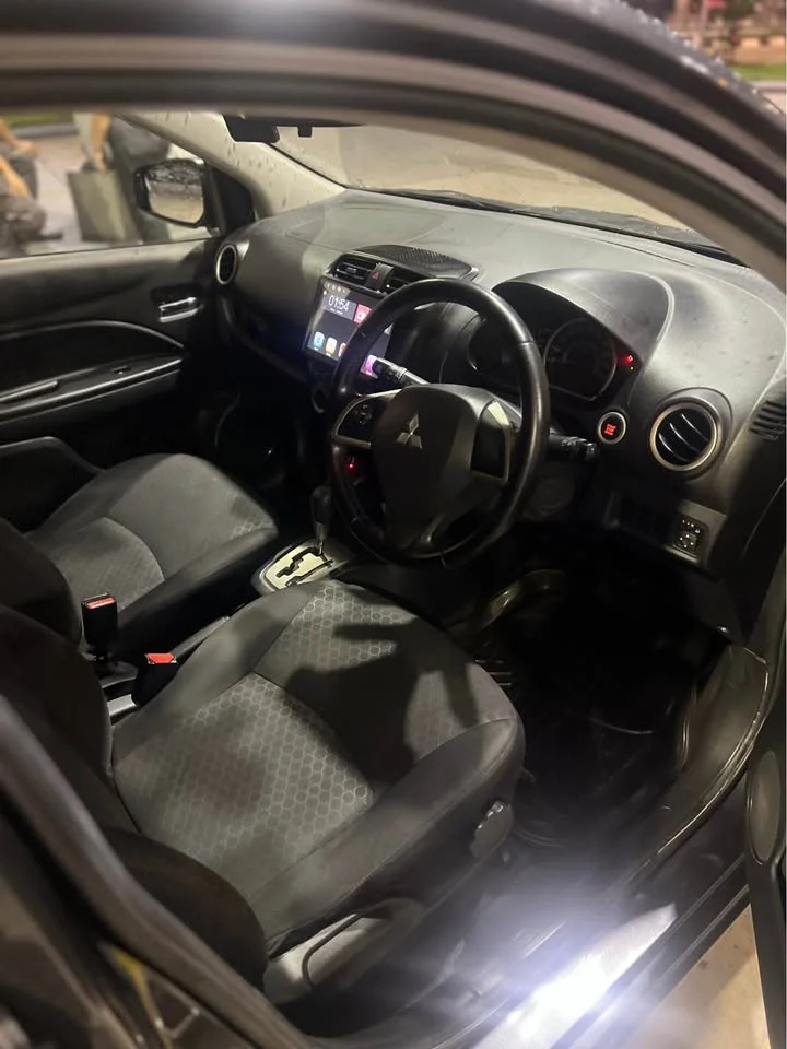 2015 Mitsubishi Mirage VI 2