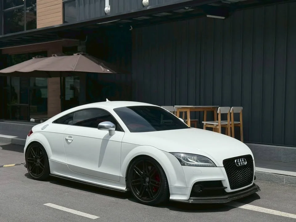 2010 Audi TT Mk2 2