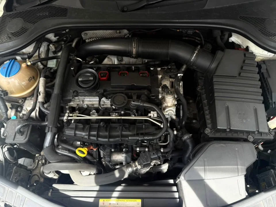 2010 Audi TT Mk2 2
