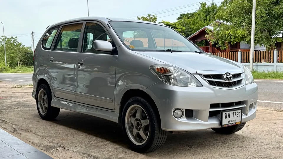 2008 Toyota Avanza I 2
