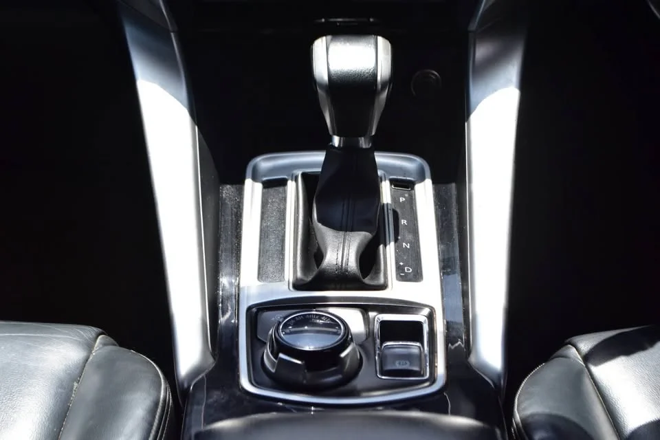 2015 Mitsubishi Pajero Sport III 2