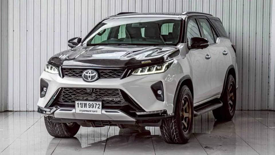 2020 Toyota Fortuner II 3
