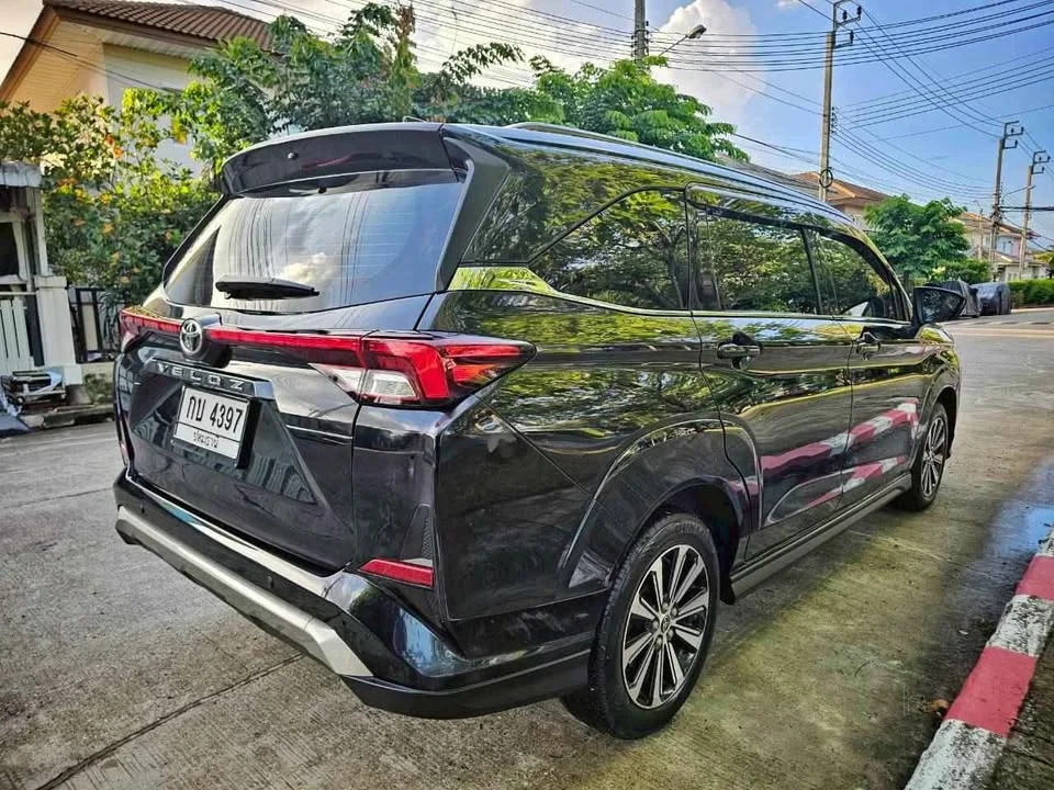 2023 Toyota Veloz III 3