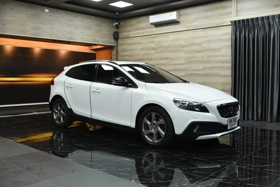 2016 Volvo V40 II 3