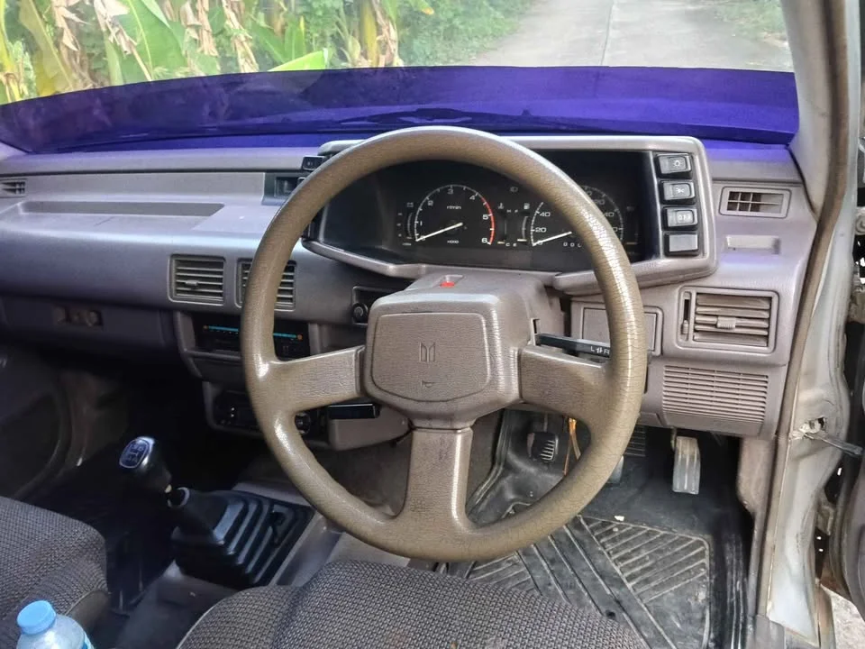 1994 Isuzu TFR III 3
