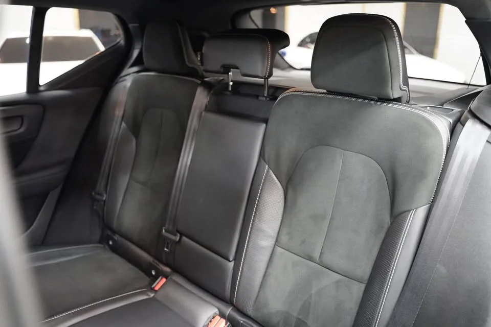 2020 Volvo XC40 2