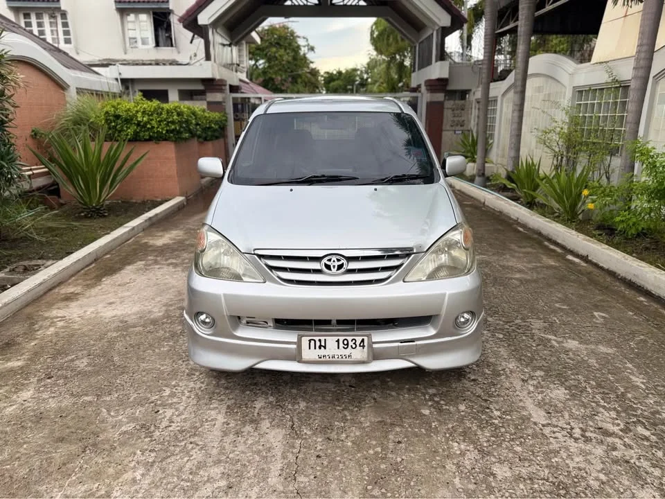 2005 Toyota Avanza I 2