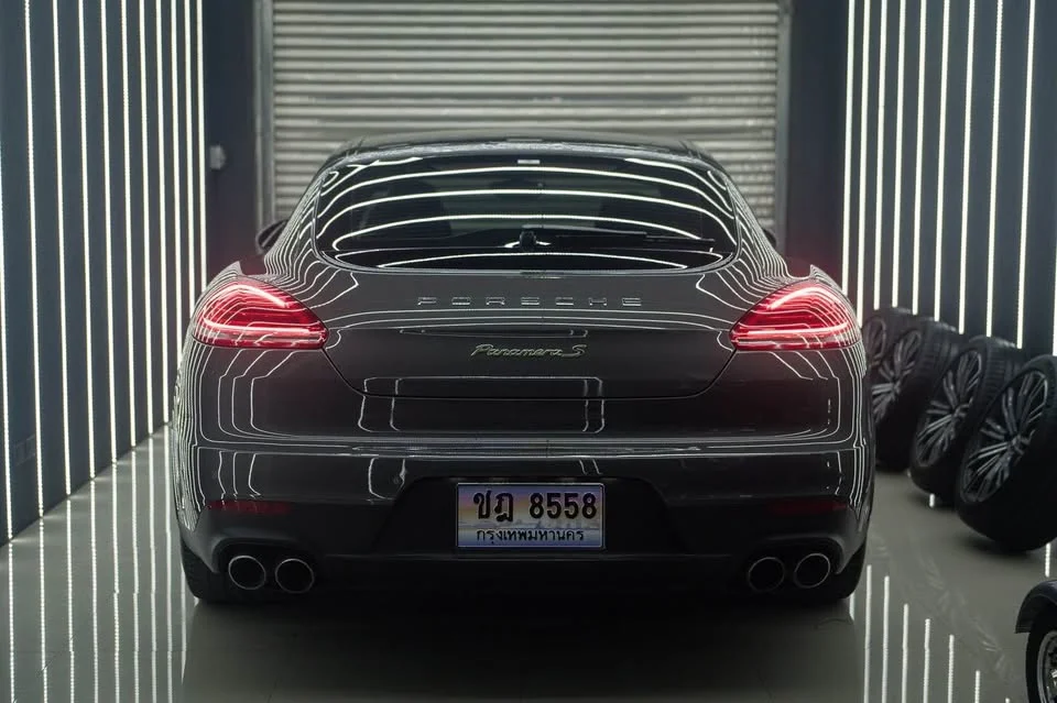 2016 Porsche Panamera I 3