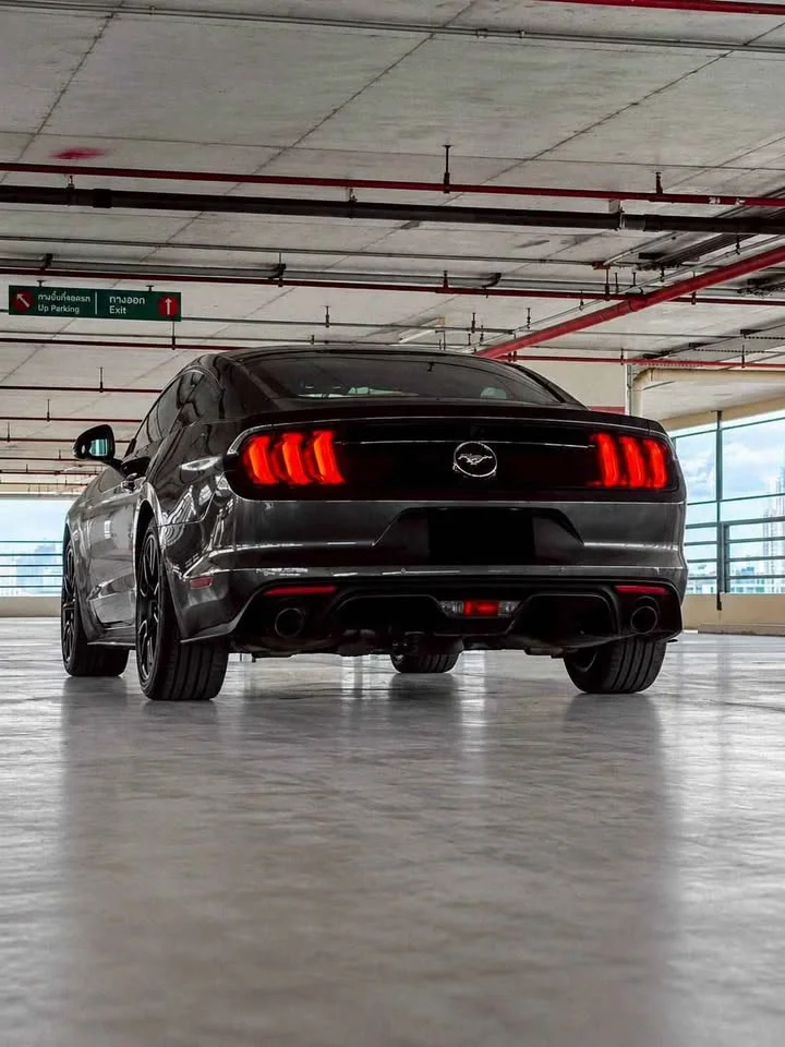 2016 Ford Mustang VI 2