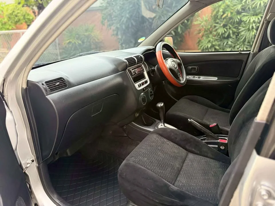 2005 Toyota Avanza I 2