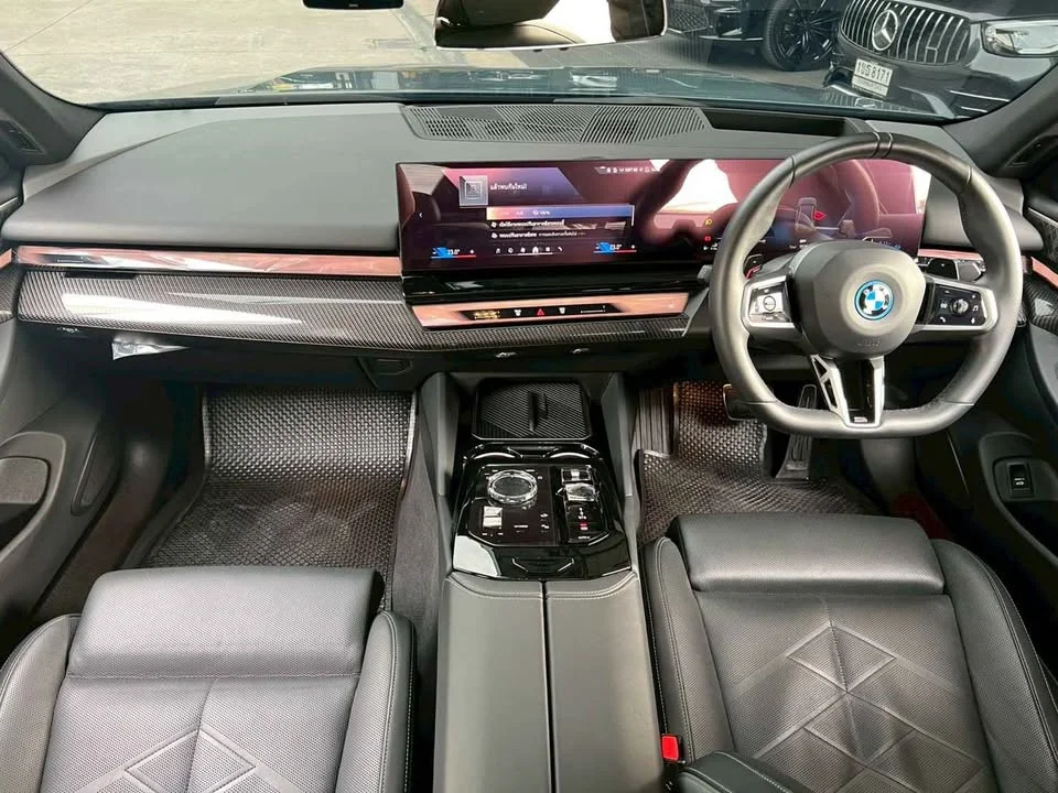 2024 BMW 5er VIII 3