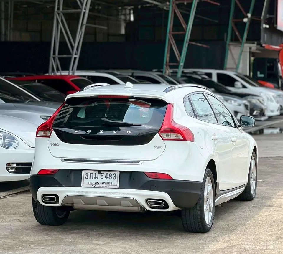 2014 Volvo V40 II 3