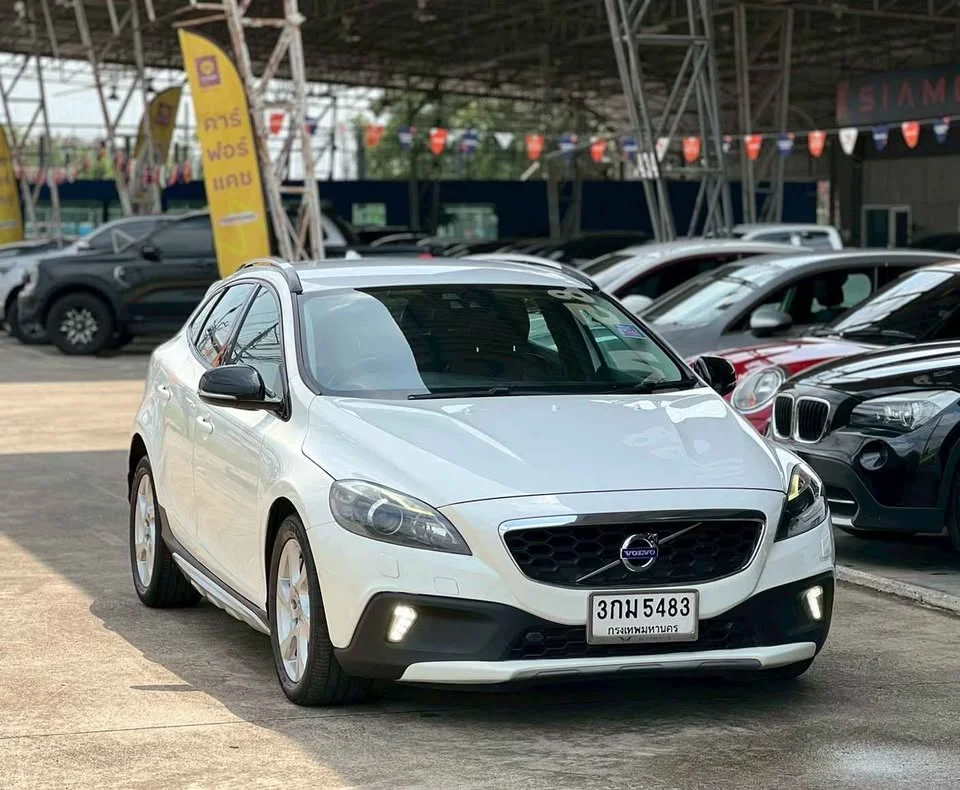 2014 Volvo V40 II 2