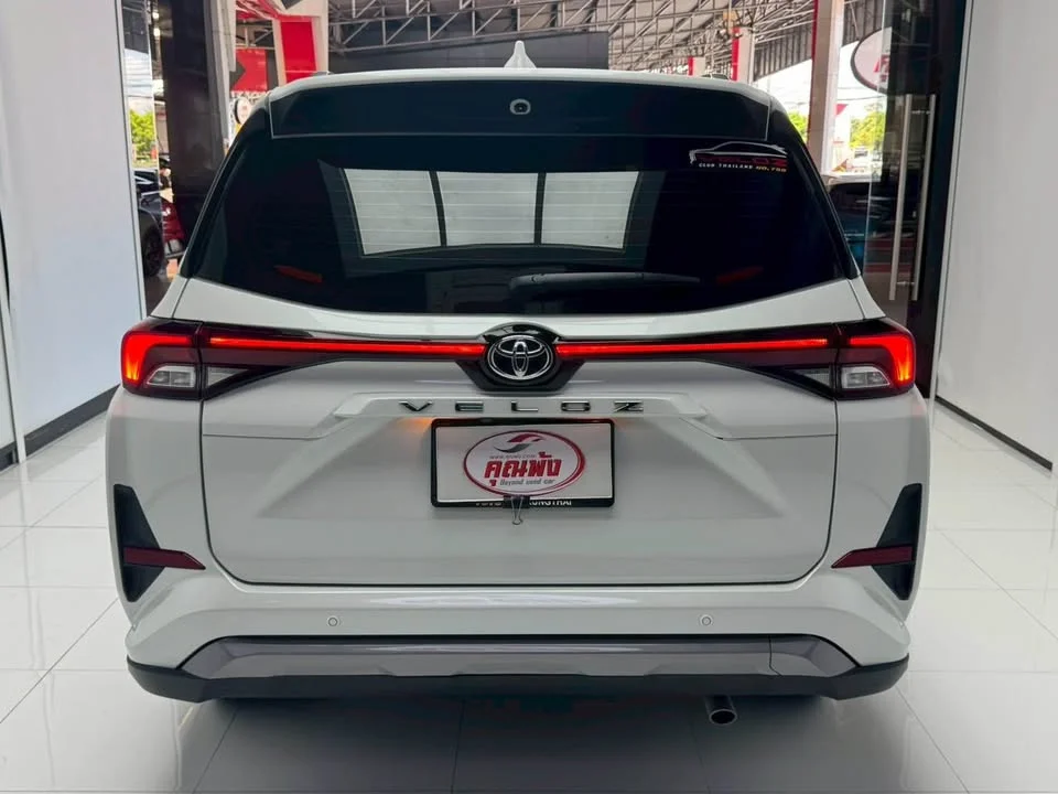 2023 Toyota Veloz III 3