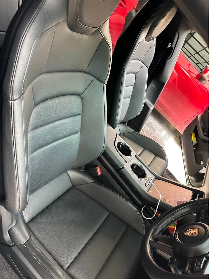 2022 Porsche Taycan 9J1 2