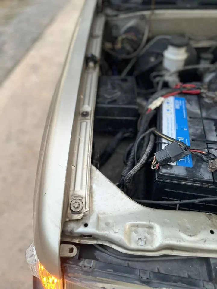 1996 Isuzu TR Grand Adventure I 3