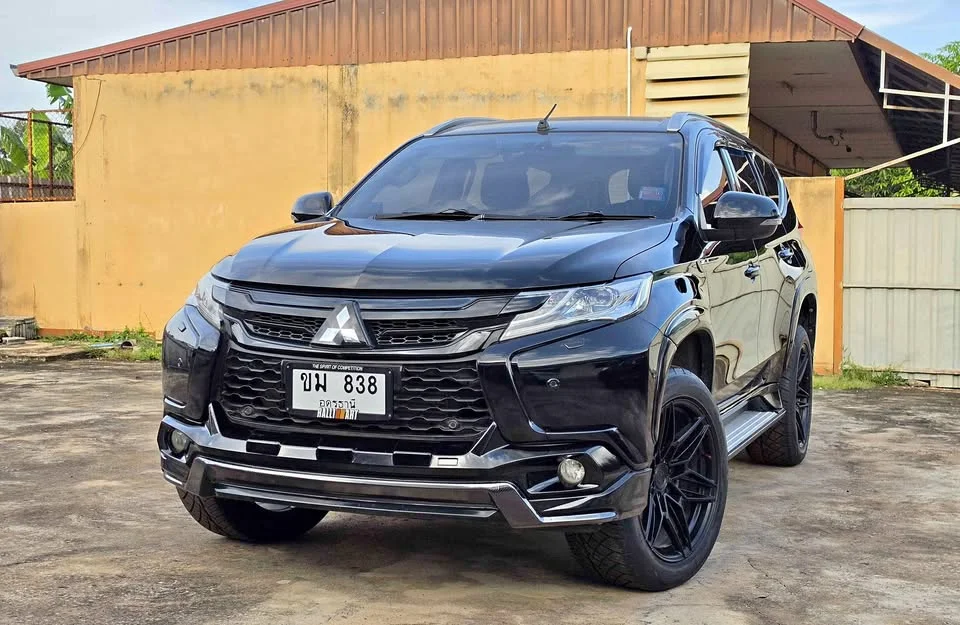2017 Mitsubishi Pajero Sport III 2