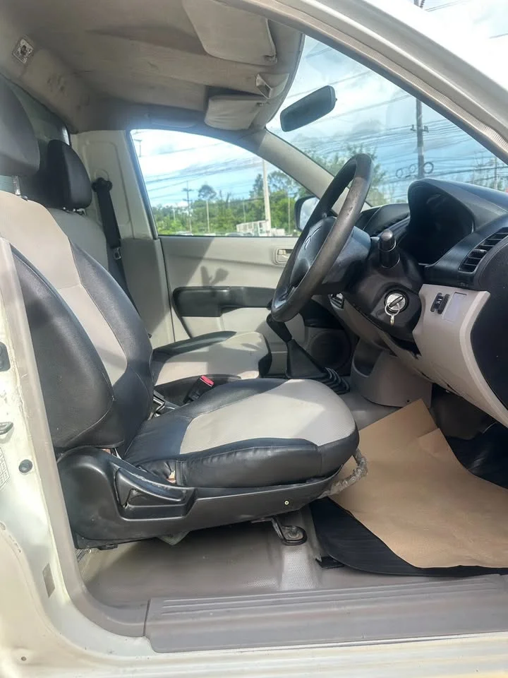 2012 Mitsubishi Triton IV 3