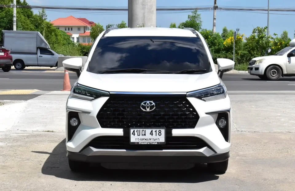 2023 Toyota Veloz III 3